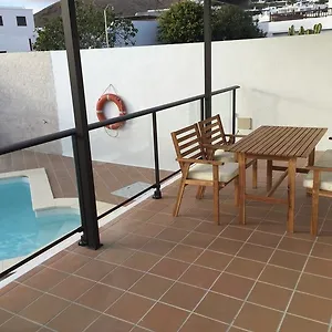 https://casa-alba-nazaret.in-canary-islands.com